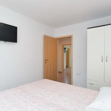 Apartment Josip 1659 Apartmán Muntić